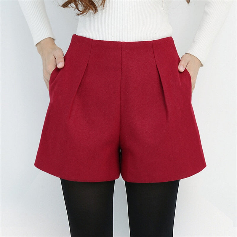 WKOUD Winter Shorts For Women Wool Boots Shorts Candy Colors Zip Up Loose Short Pants With Pockets Female Casual Wear DK6155